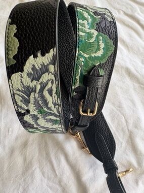 Coach Kaffe Fassett Floral Printed Leather Novelty Bag Crossbody Strap